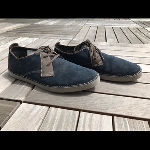 Clark’s Suede shoes size 12